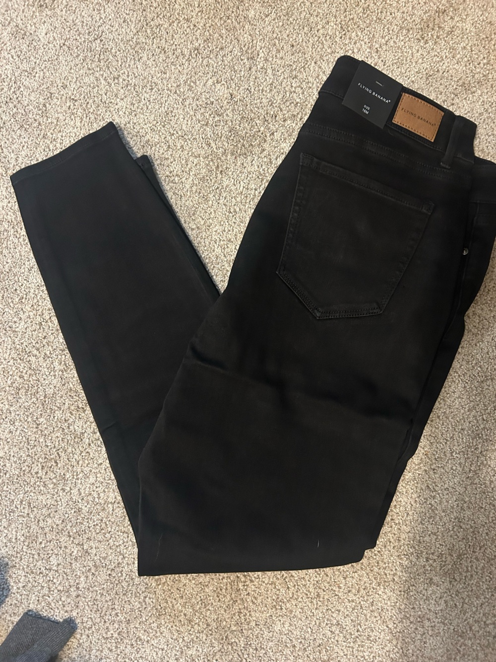 NWT Flying Banana Women’s Curvy Fit Skinny Jeans Black Sz 16